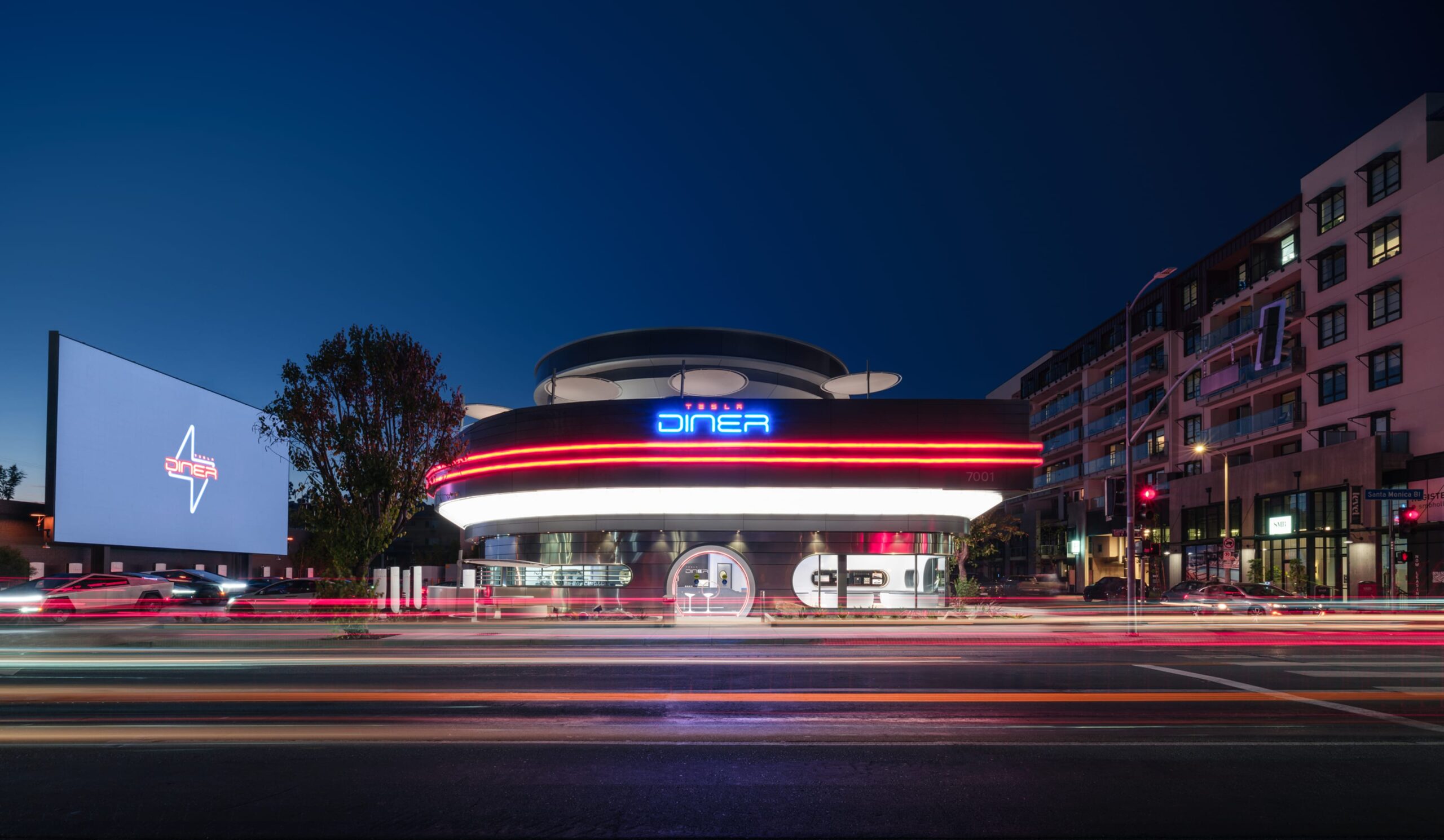 Tesla Diner: 人類最後的星際邊疆